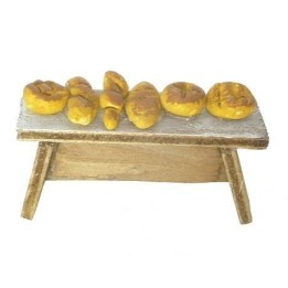 Mesa pequeña con pan cm 6x2x3,5 h.