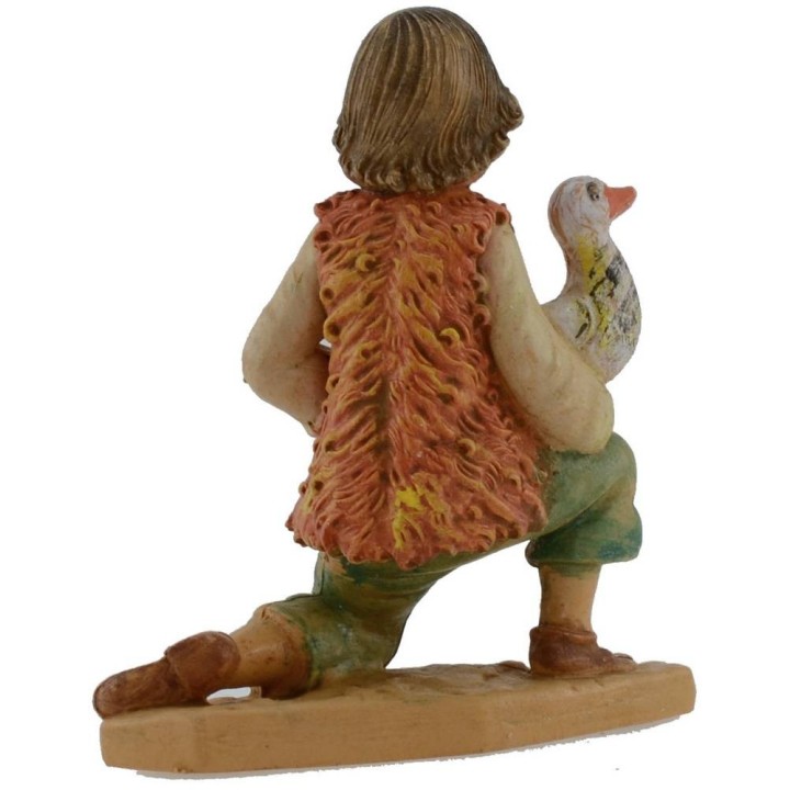 Maiden kneeling with now series lux 10 cm