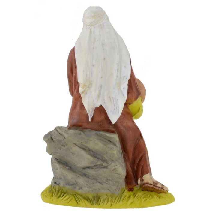 Campesina sentada en resina serie 9 cm