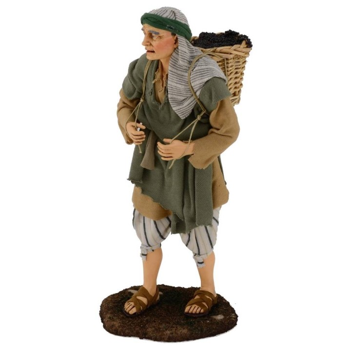 Uomo con cesto d'uva sulle spalle 30 cm Pigini