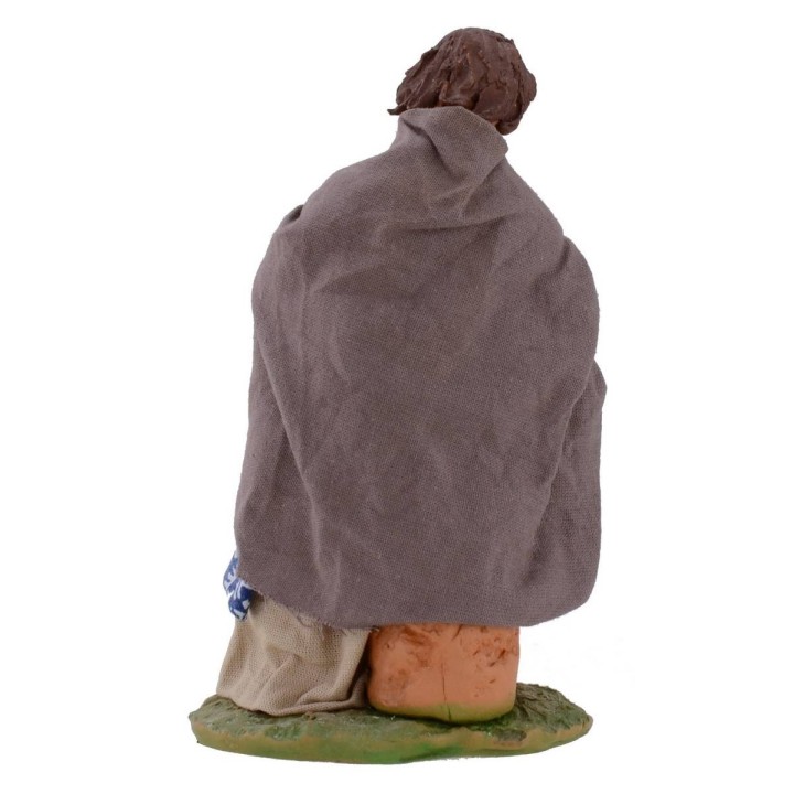 Mujer sentada con cesta serie 15-16 cm