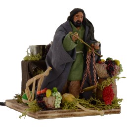Fruttivendolo con bilancia in movimento 11 cm