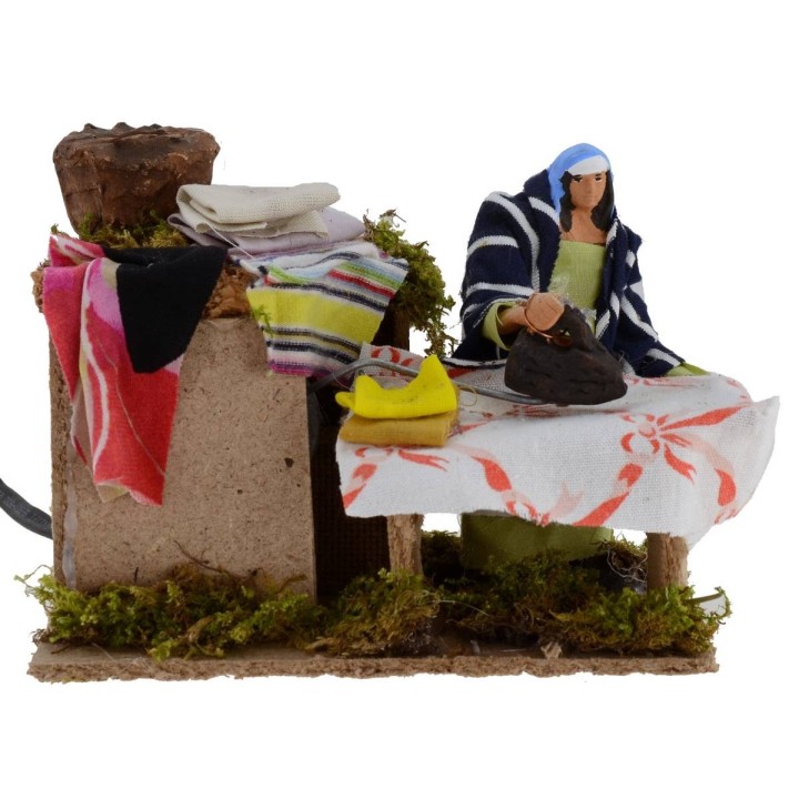 Woman stir in motion 10 cm