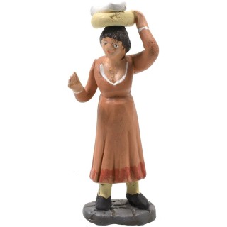 Woman with basket of cloths 10 cm