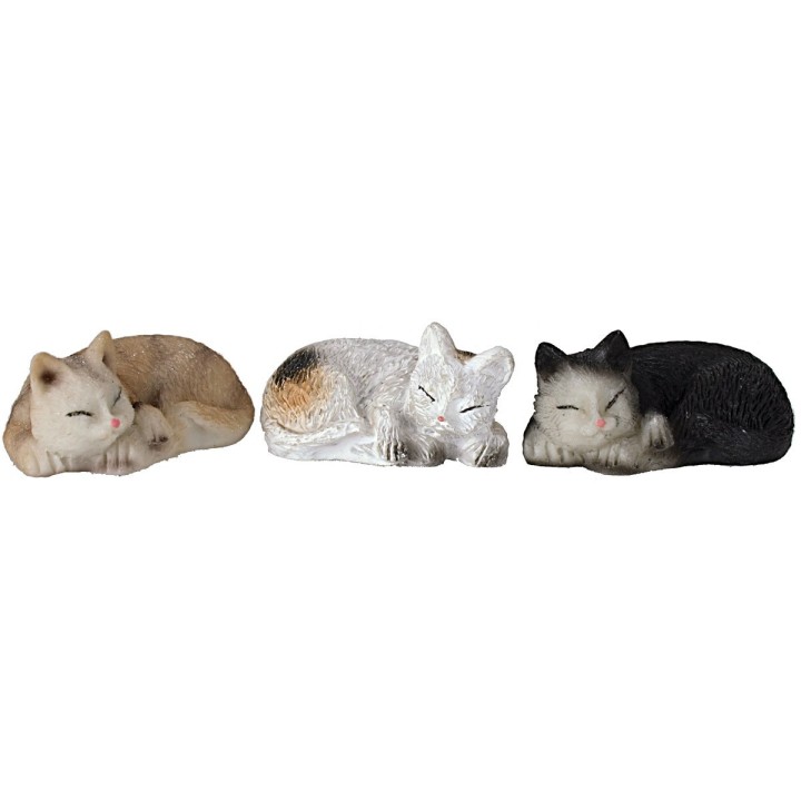 Set of three sleeping cats in resin for statues 12 cm