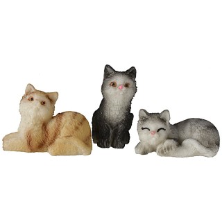 Set of three assorted cats in resin for statues 10 cm