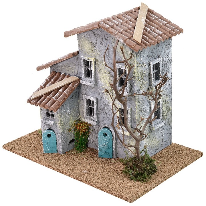 Casa para belén con árbol de 24,5x16x21 cm h