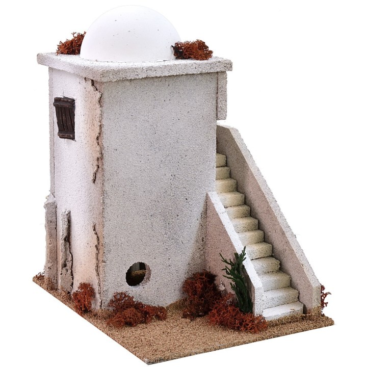 Casa árabe con cúpula y escalera de 20x25x29 cm de altura.
