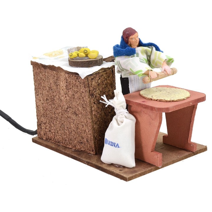 Pastaia con mattarello in movimento cm 12