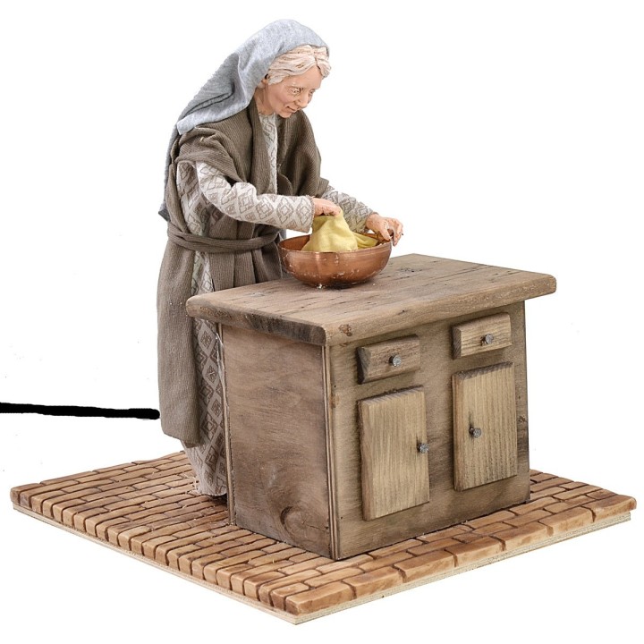 Palestinian woman kneading in motion 30 cm