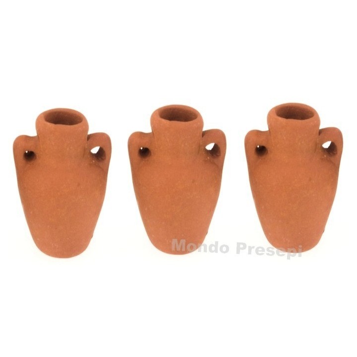 Set of 3 amphorae 2.5 cm h.