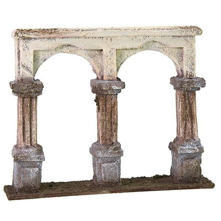 Fachada con columnas cm 17X3,5X13,5 h