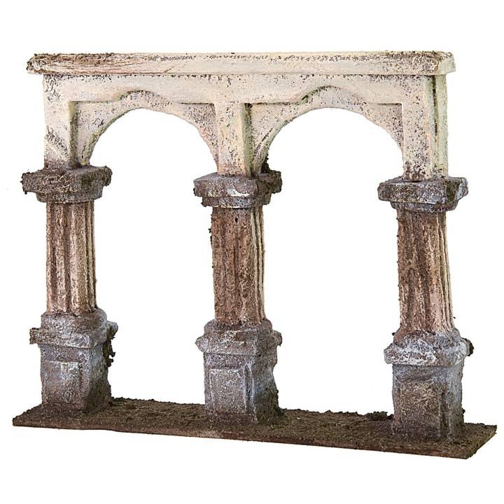 Fachada con columnas cm 17X3,5X13,5 h
