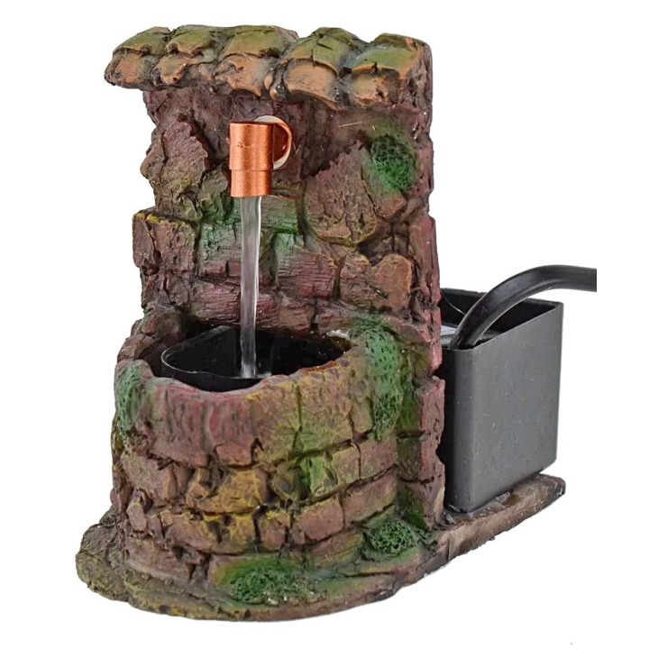 Fuente funcional para belén de 7x10,5x11 cm.