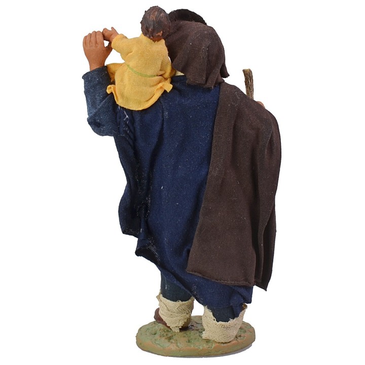 Hombre con niño a hombros 15 cm