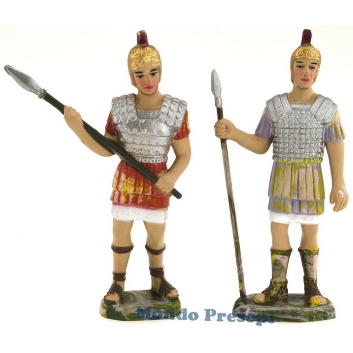 Set of 2 soldiers 8 cm with spear