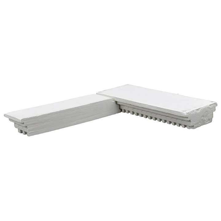 Architrave romana ad angolo in gesso