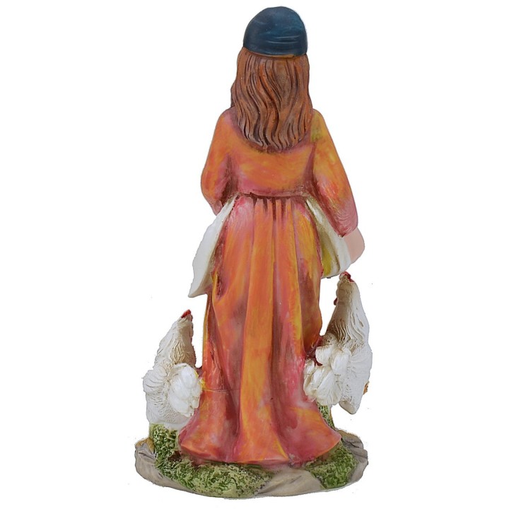 Peasant woman with hens cm 15 in resin