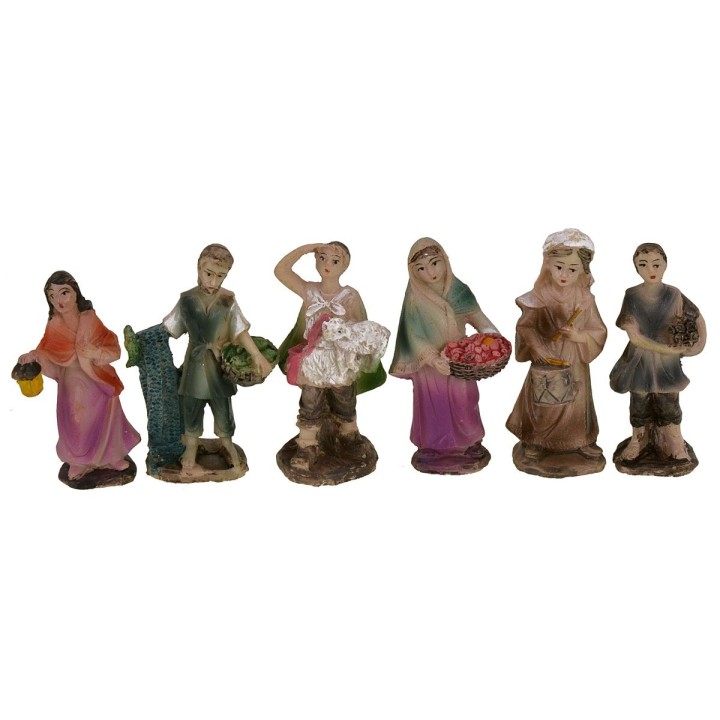 Set of 24 resin figurines 6.5-7 cm