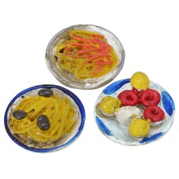 Coloca 3 platos con platillos de ø 3 cm.
