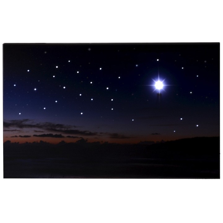 Cielo estrellado con paisaje al atardecer y estrella polar