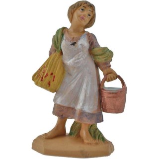 6 cm Woman with bucket lux