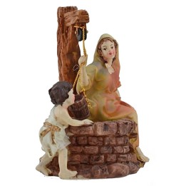 Resin woman with boy at the well series cm 12