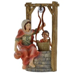 Woman with child at the well series 10 cm in resin