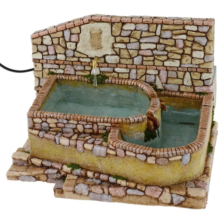Fuente funcional de plaza con escudo cm 23x25x15,5 h