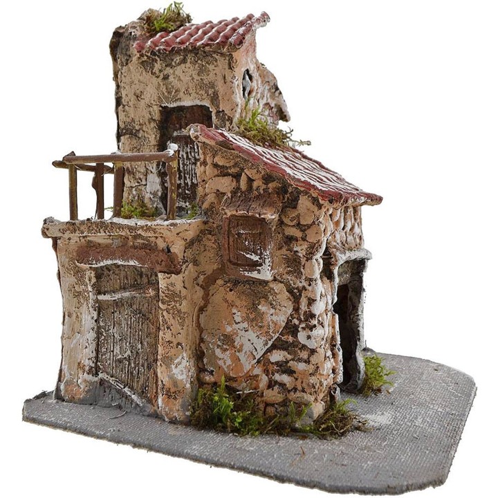Casa de resina cm 22x21x24 h.