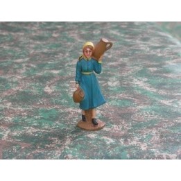 Woman with amphora 10 cm