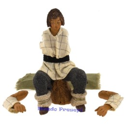 Cm 20 boy sitting