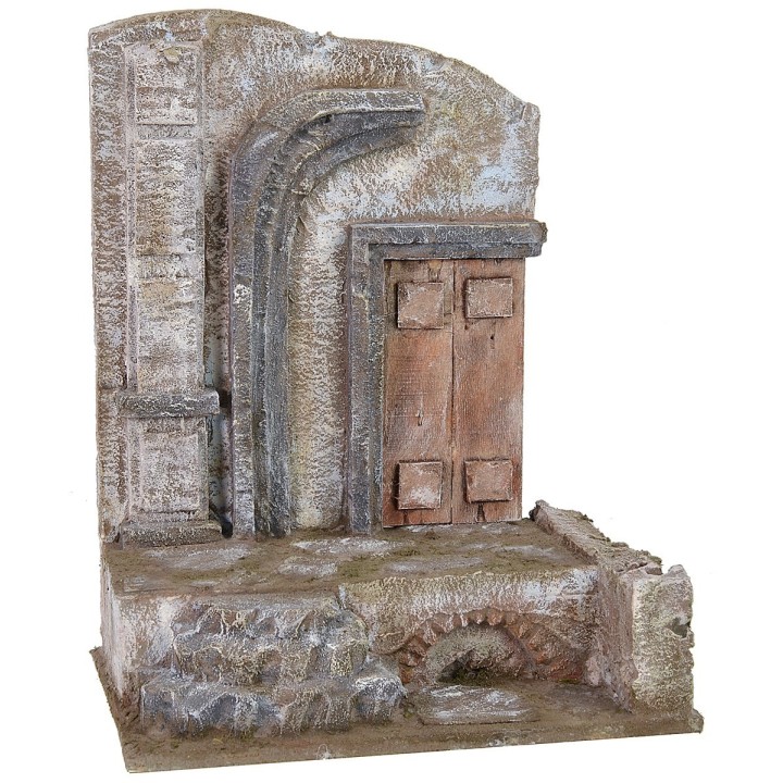 Ruina de templo antiguo con puerta de 20x15x26 cm de altura