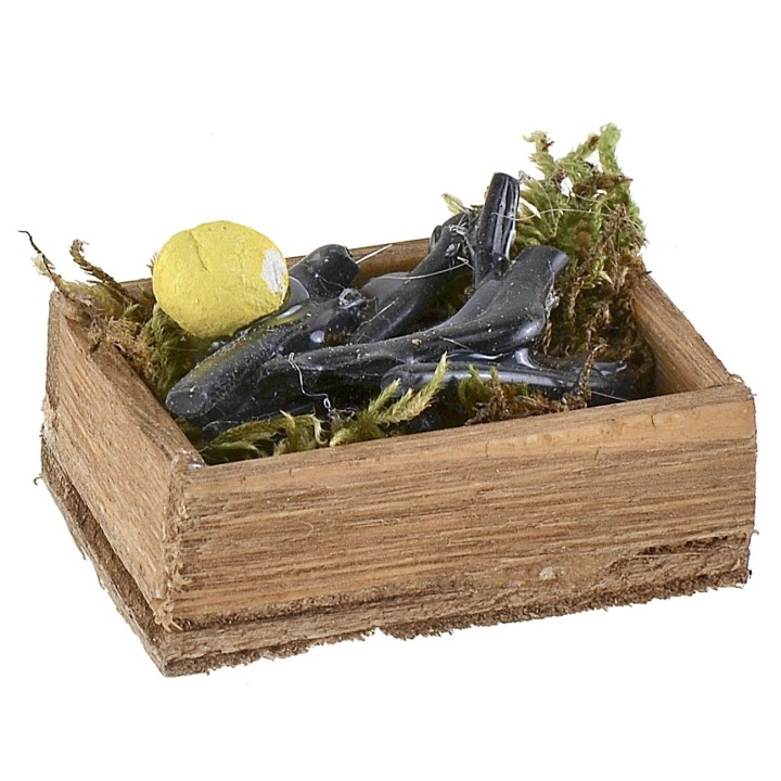 Wooden box with eels 3.6x2.7x1.3 cm h