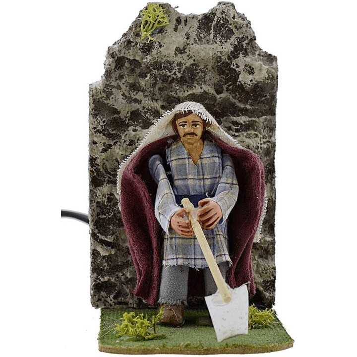 Contadino 8 cm che zappa in movimento presepe
