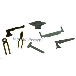 Set of 7 iron tools