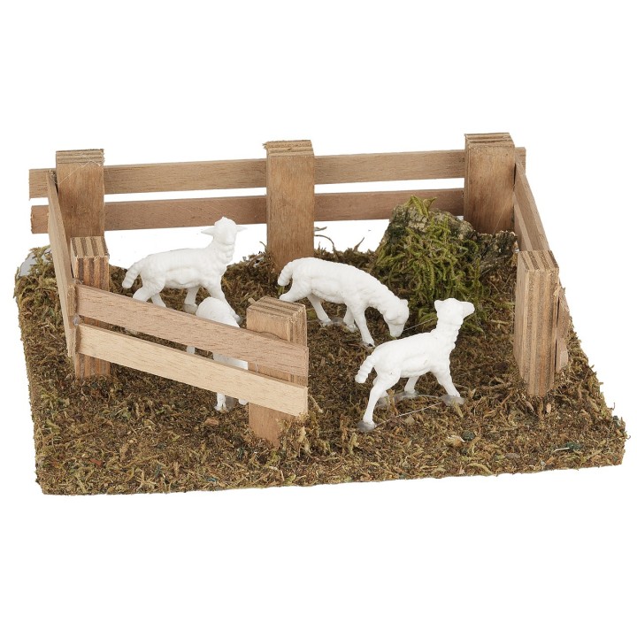 Enclosure with sheep 15x12x4.5 cm