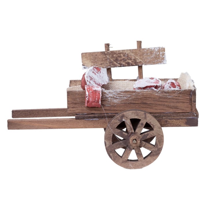 Carreta de madera con embutidos y carne