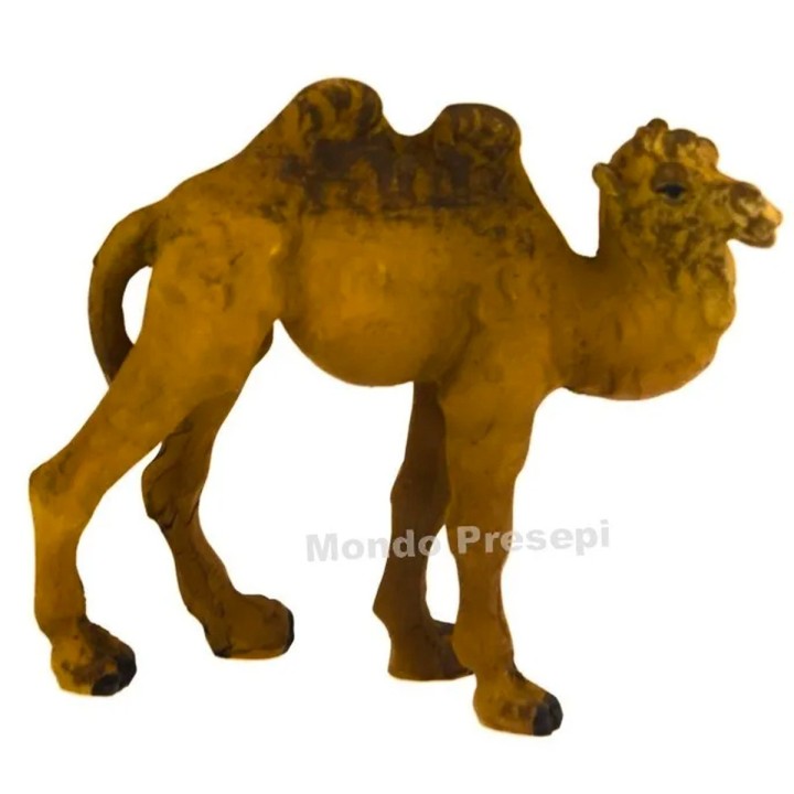 Camello de resina de 4 cm de altura.