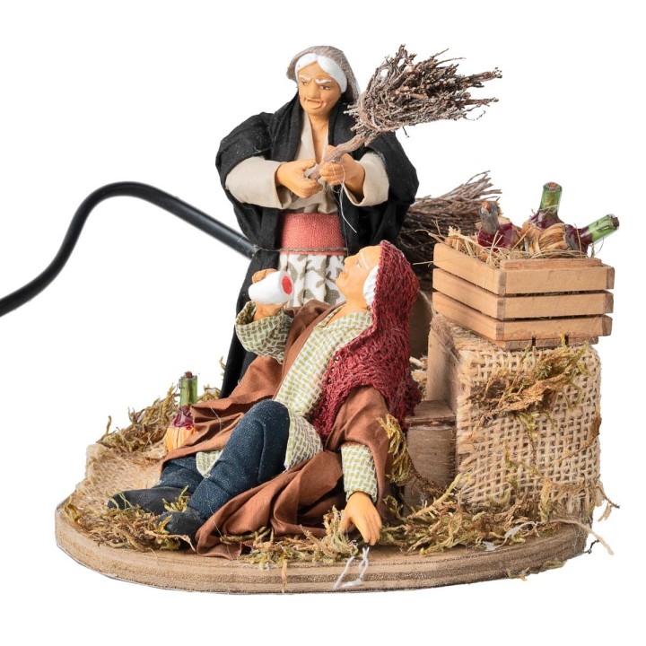 Mujer que golpea al marido borracho serie 12 cm en movimiento