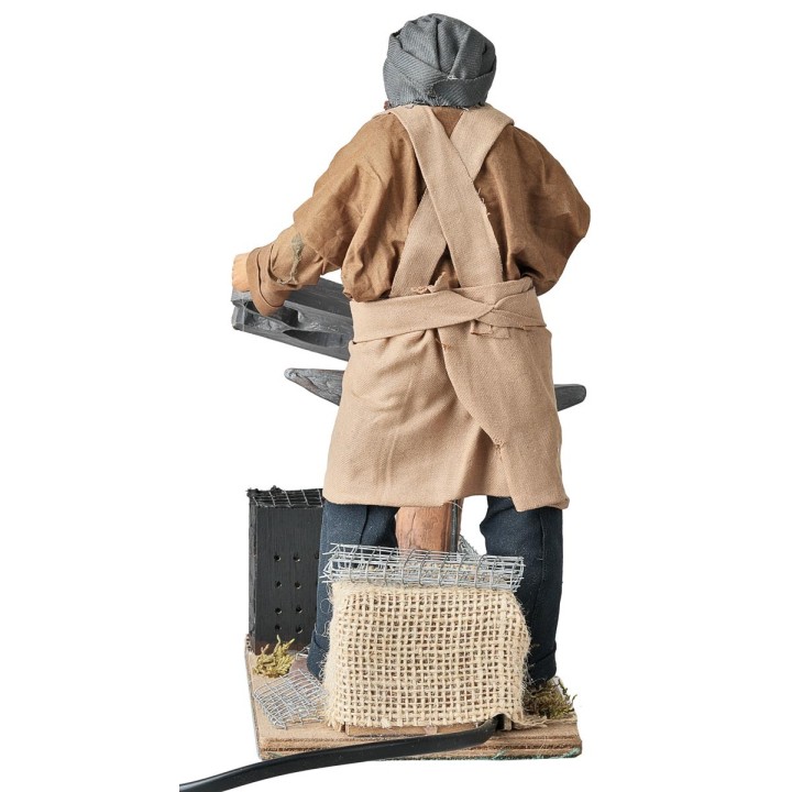 Blacksmith with fire effect 24 cm in motion