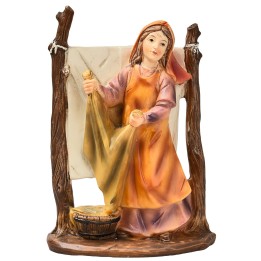Donna che stende i panni in resina 10 cm