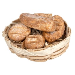 Low wicker basket with assorted miniature rolls Ø 4