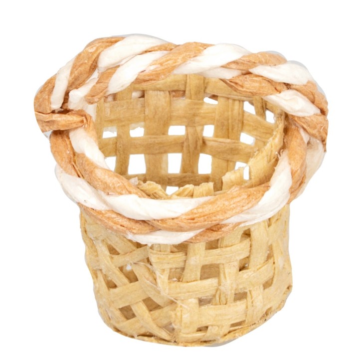 Empty woven wicker basket Ø 2 cm
