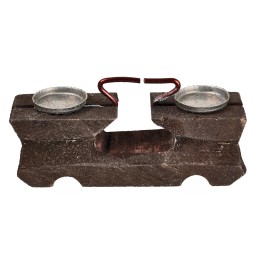 Bilancia in legno con piattini in metallo cm 5x1,5x2,4 h