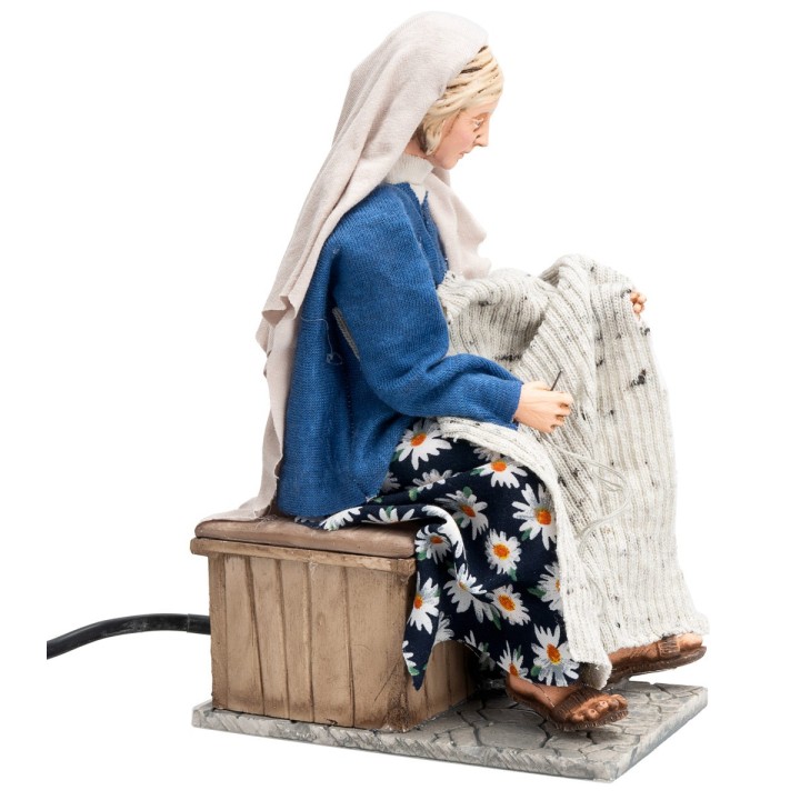 Woman sewing with double movement series 30 cm