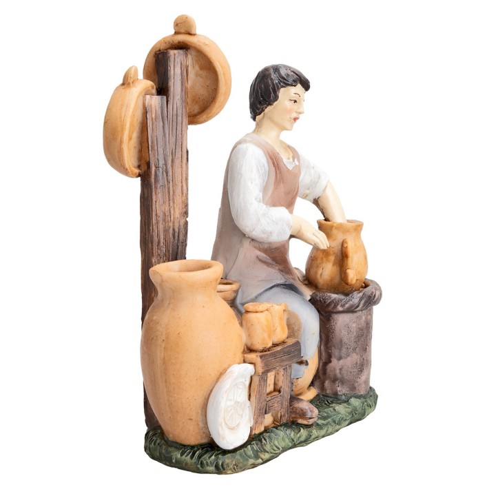 Mujer con jarras de 20 cm en resina