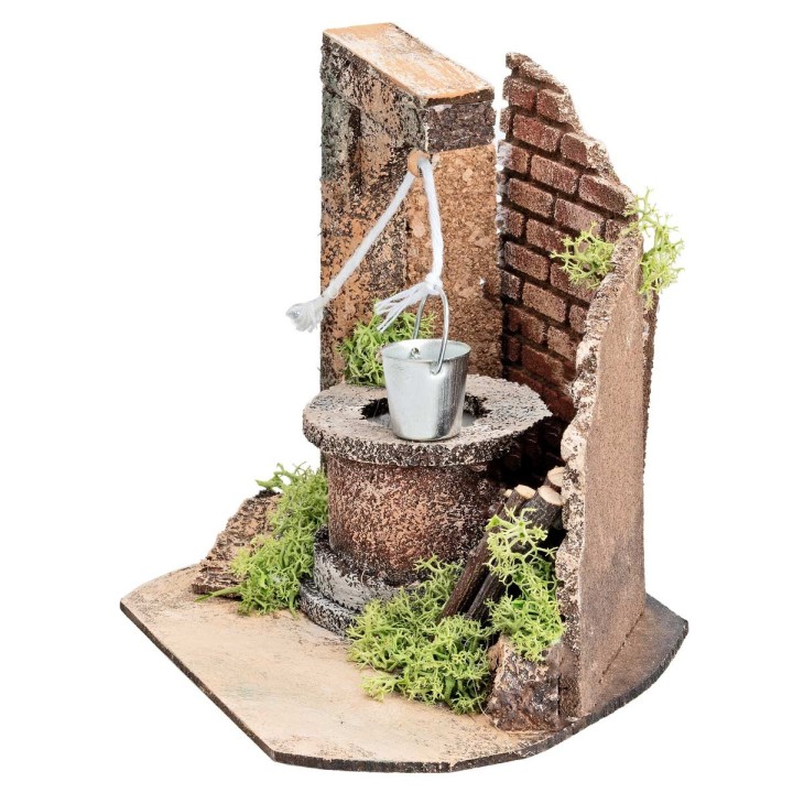 Well with bucket and brick wall for 10 cm statues