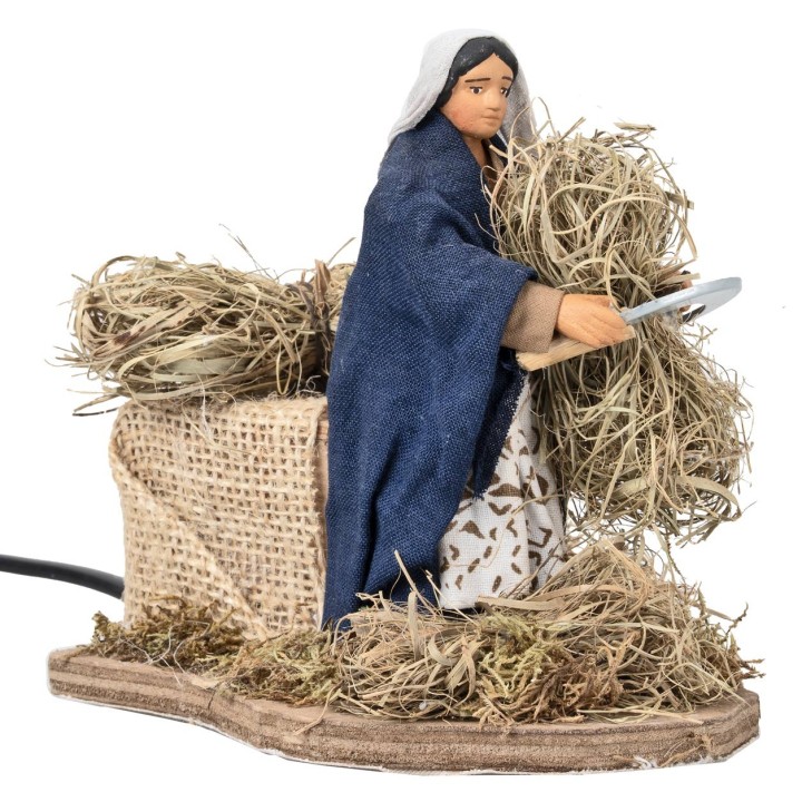 Donna con falce in movimento serie 12 cm
