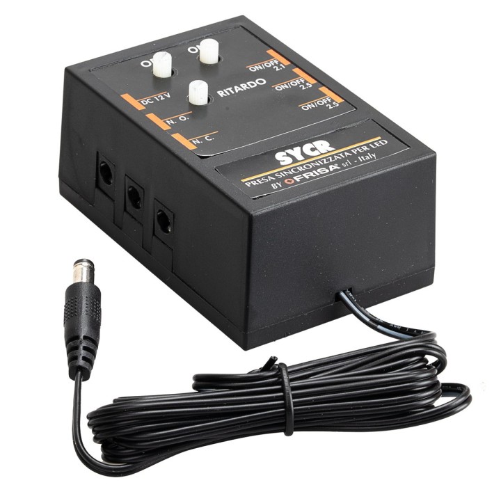 Adjustable multifunction socket with 6 outputs for LED